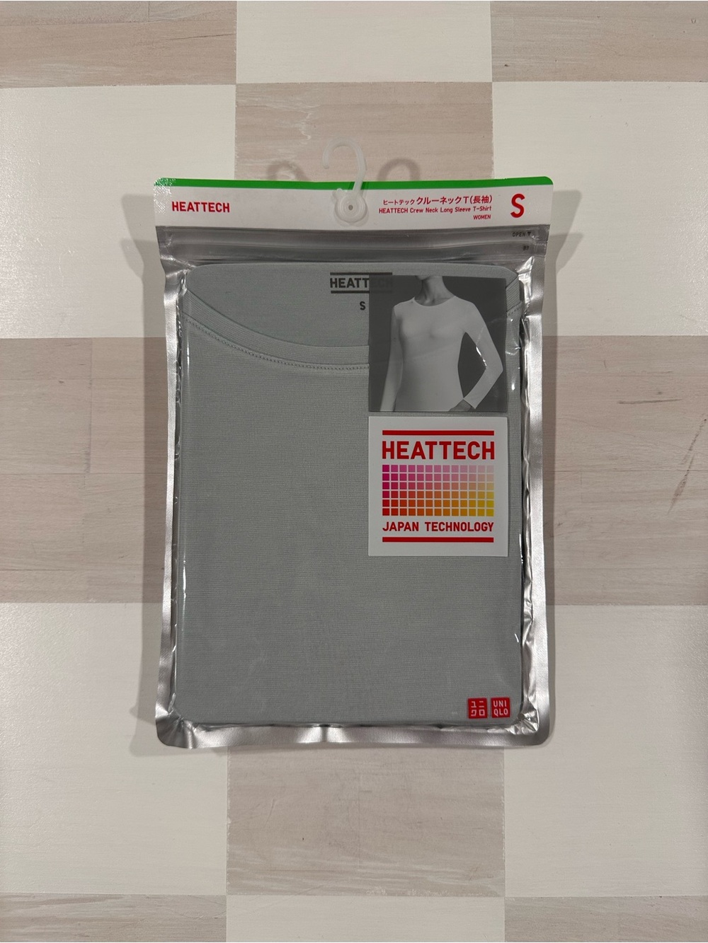 uniqlo light blue base layer thermal crew neck long sleeve heattech japan tech